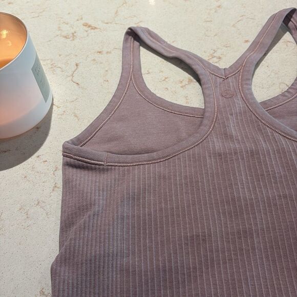 Lululemon Ebb to street tank ll SZ 6
Figue. Four way stretch.
Yoga
Athletic wear - Picture 10 of 16
